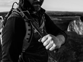 Nůž Gerber StrongArm Coyote s hladkým ostřím