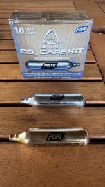 Recenze: Bombičky CO2 ULTRAIR CARE KIT 12g ASG 10ks - 1