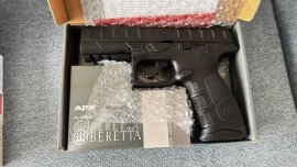 Recenze: Umarex Beretta APX 4,5mm - 1