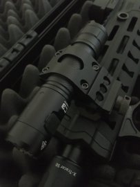 Recenze: Montáž na zbraň pro svítilny Armytek AWM-06 - 1