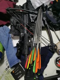 Recenze: Kuše Mankung Stalker 185lb černá - 1