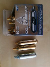 Recenze: Bombičky CO2 ULTRAIR CARE KIT 12g ASG 10ks - 1