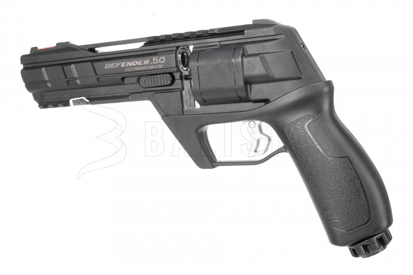 Defender50_3.jpg