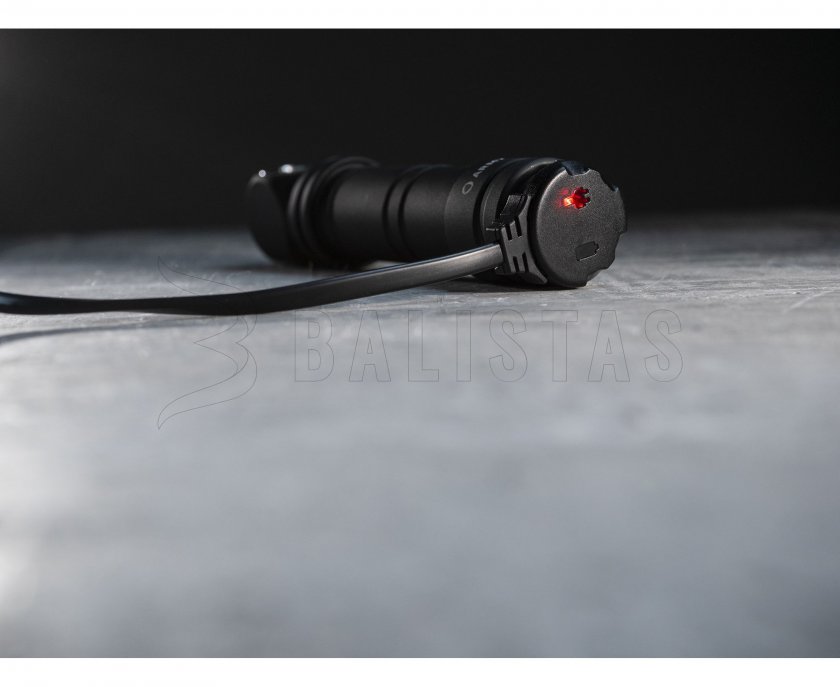 Magnetická USB nabíječka Armytek AMC-02 9.jpg