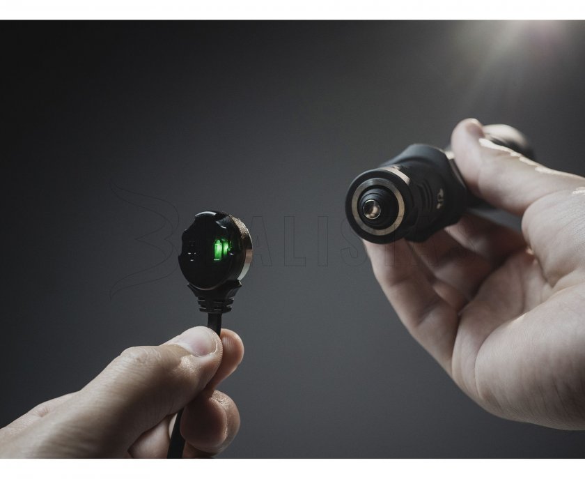 Magnetická USB nabíječka Armytek AMC-03 10.jpg
