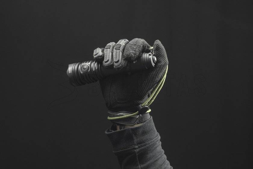 Svítilna Armytek Viking PRO MAX studené světlo 13.jpg