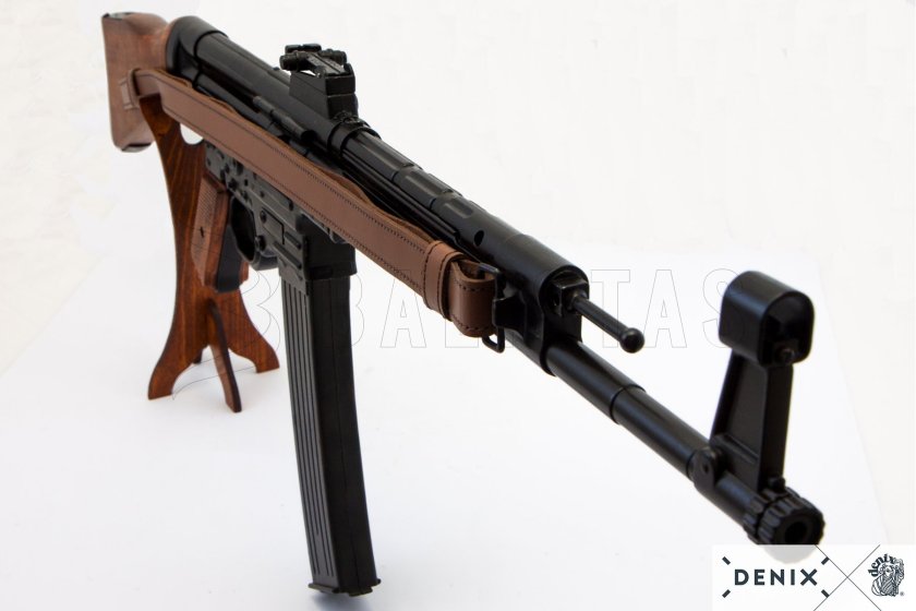 Replika Sturmgewehr 44 s popruhem, Německo 1943 6