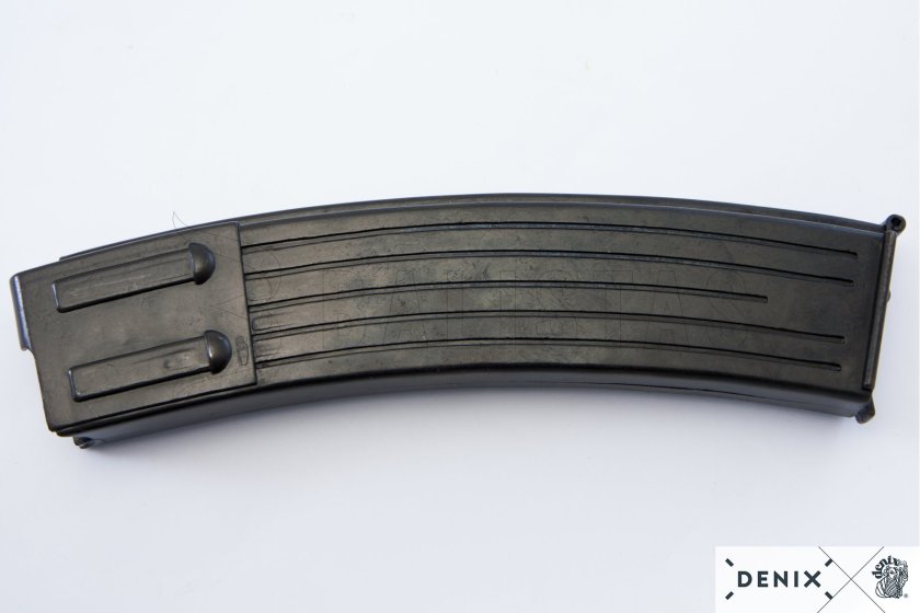 Replika Sturmgewehr 44 s popruhem, Německo 1943 16