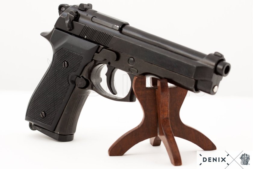 Replika Beretta 92F, Itálie 1975 7